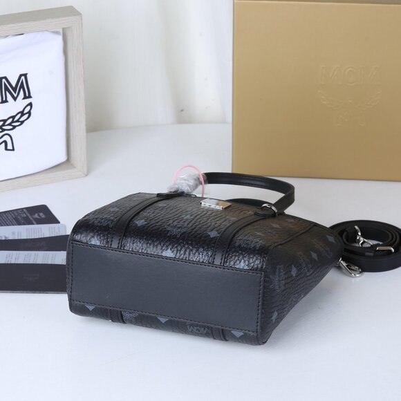 NWT MCM Black Tote Bag - Picture 4 of 9